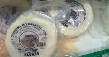 Queso Rabaçal «Queijo Rabaçal curado» de Adrião - Trabajo propio. Disponible bajo la licencia CC BY 3.0 vía Wikimedia Commons - http://commons.wikimedia.org/wiki/File:Queijo_Raba%C3%A7al_curado.jpg#mediaviewer/File:Queijo_Raba%C3%A7al_curado.jpg