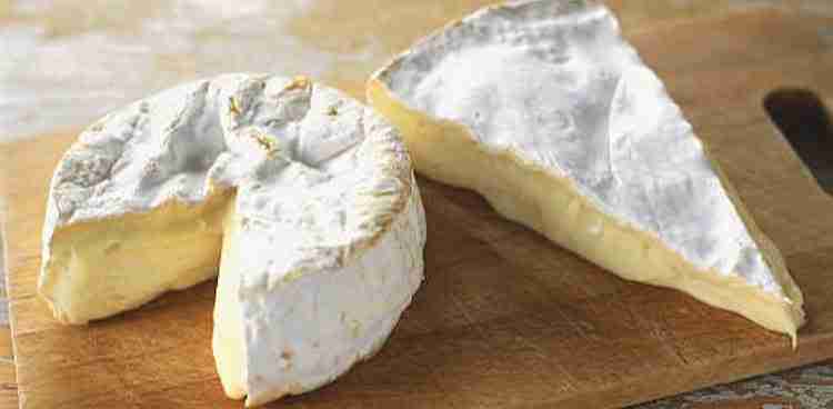 Queso Brie contra Camembert ¿que los diferencia?