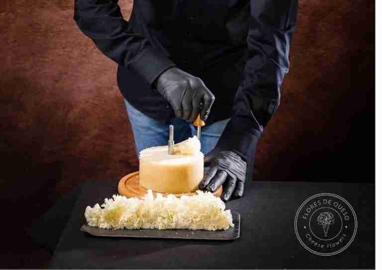 Flores de Queso; una manera diferente y sabrosa de celebrar las navidades
